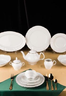 Чайно-столовый сервиз «Bernadotte Золотая Отводка» на 12 персон 71 предмет